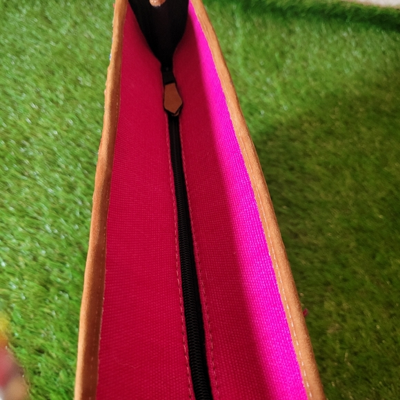 Guatemala Huipil Bag with Leather Handles - Picture 6 of 7